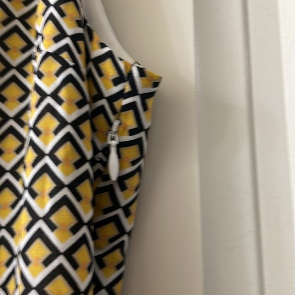 Banana Republic pleated Flowy dress - Picture 9 of 12